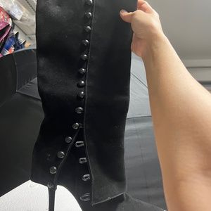 Lezilla Black Suede Boots